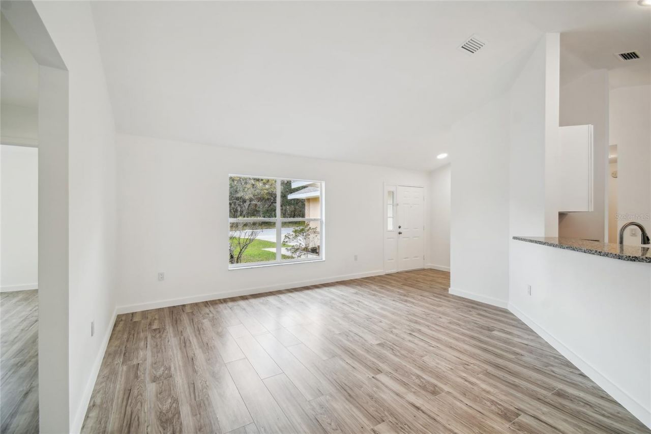 11 Carnation Court E, Homosassa, FL 34446 Photo