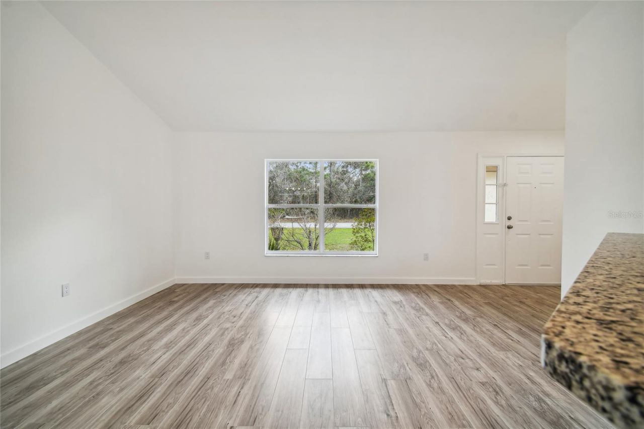11 Carnation Court E, Homosassa, FL 34446 Photo