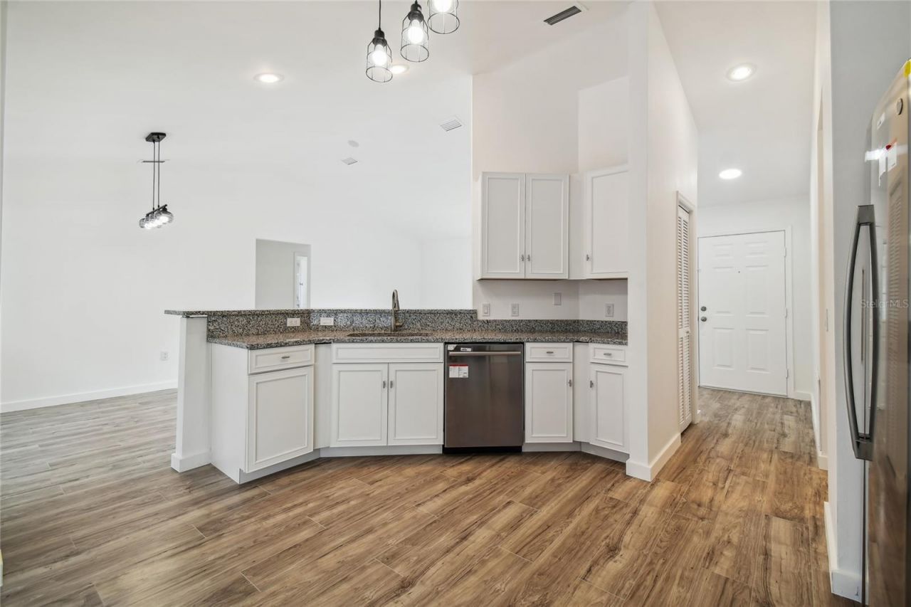 11 Carnation Court E, Homosassa, FL 34446 Photo
