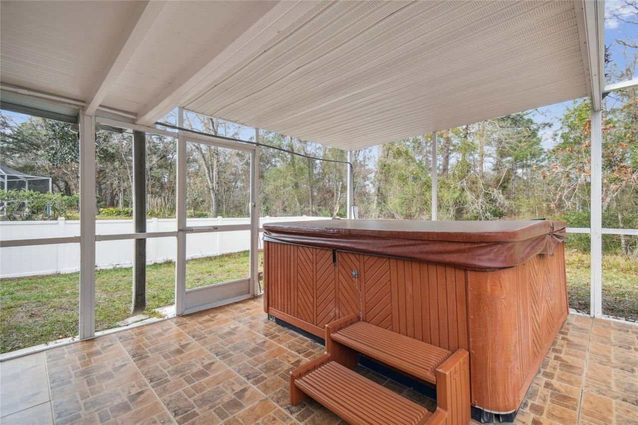 11 Carnation Court E, Homosassa, FL 34446 Photo