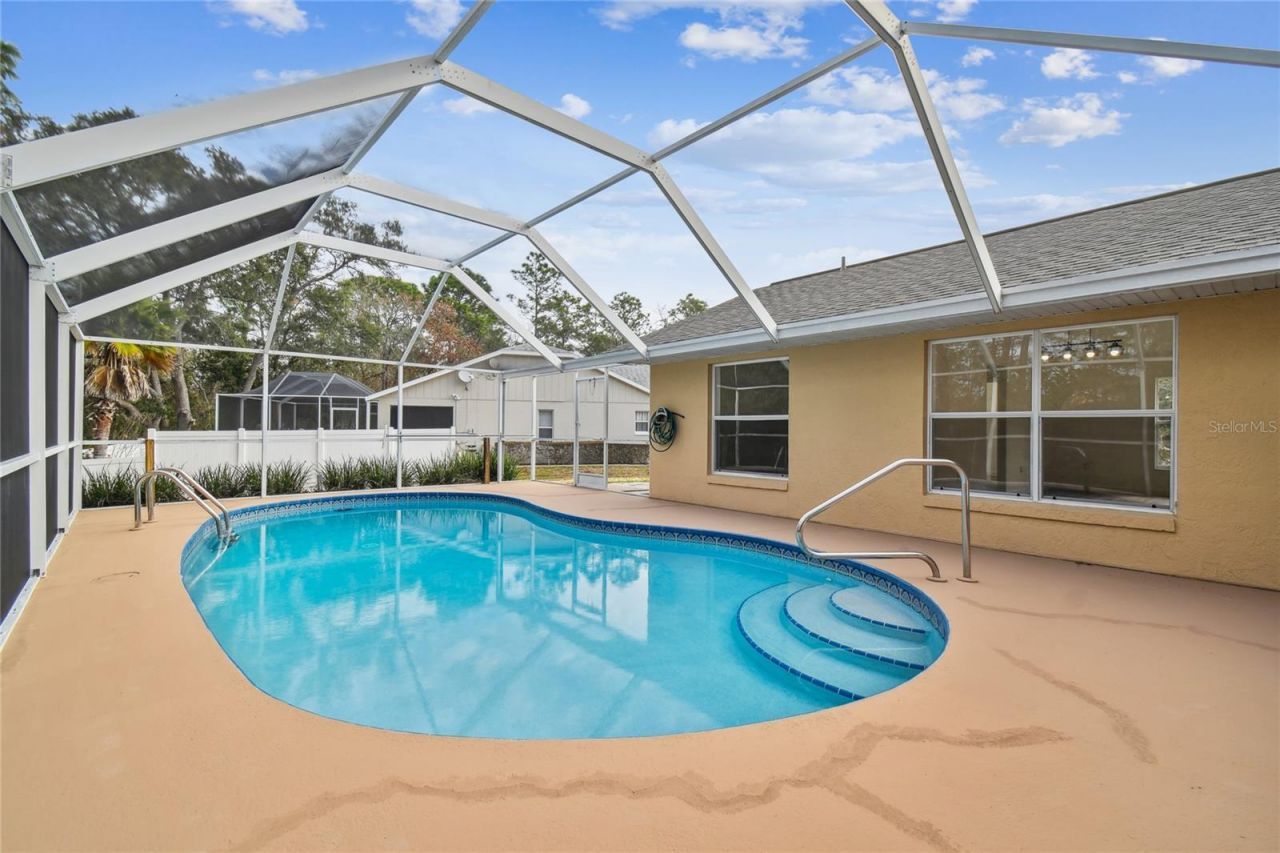 11 Carnation Court E, Homosassa, FL 34446 Photo