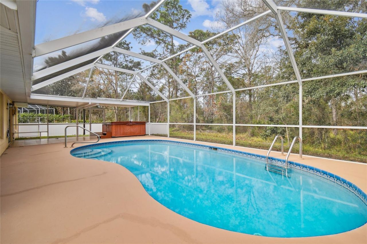 11 Carnation Court E, Homosassa, FL 34446 Photo