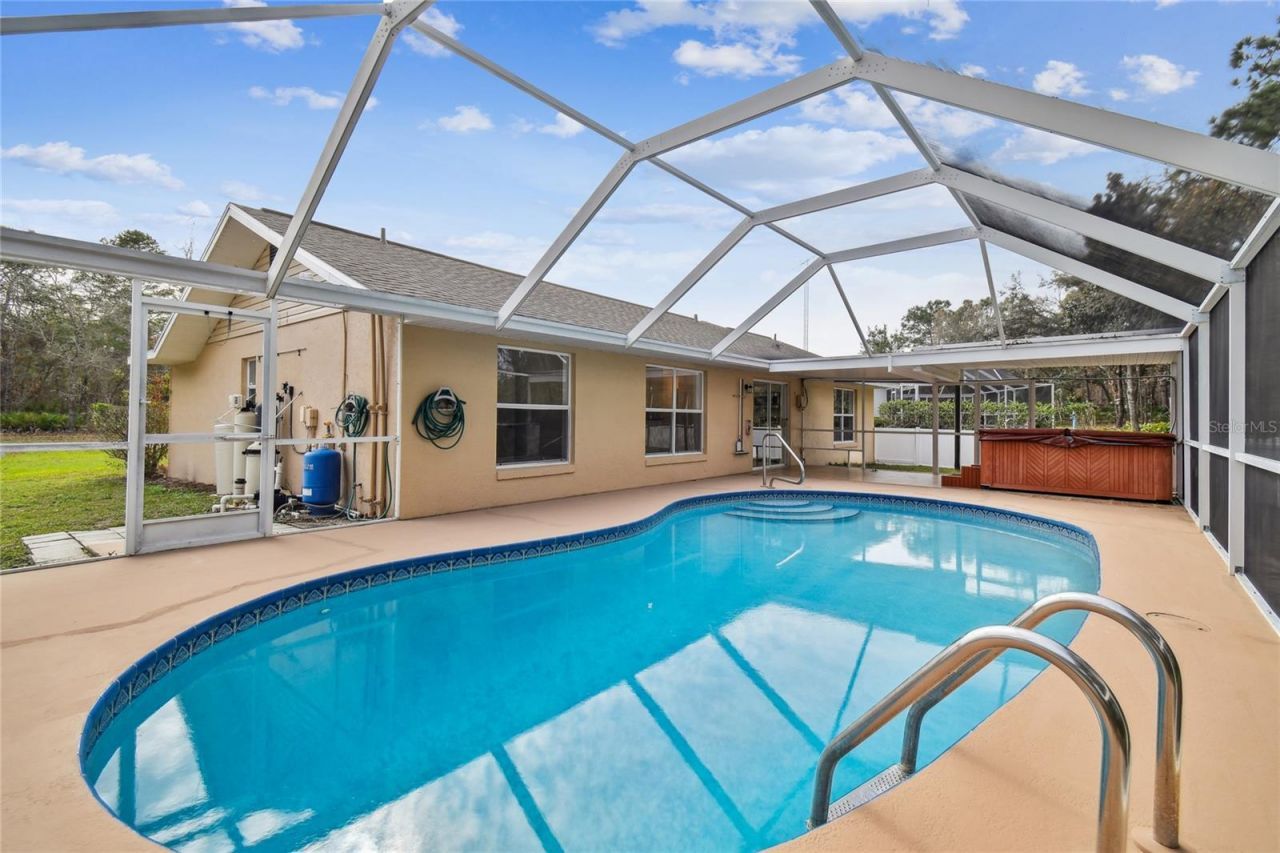 11 Carnation Court E, Homosassa, FL 34446 Photo