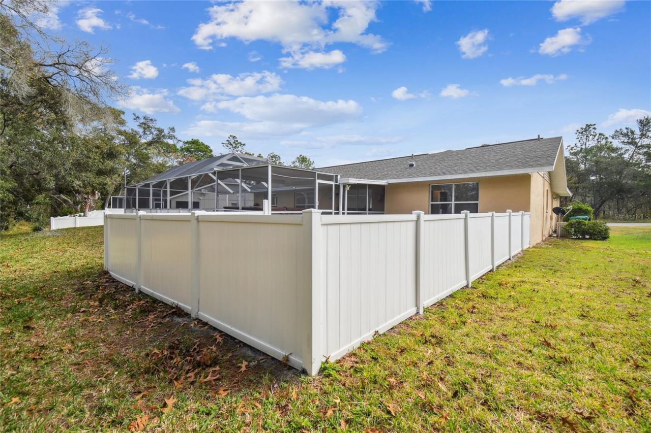 11 Carnation Court E, Homosassa, FL 34446 Photo