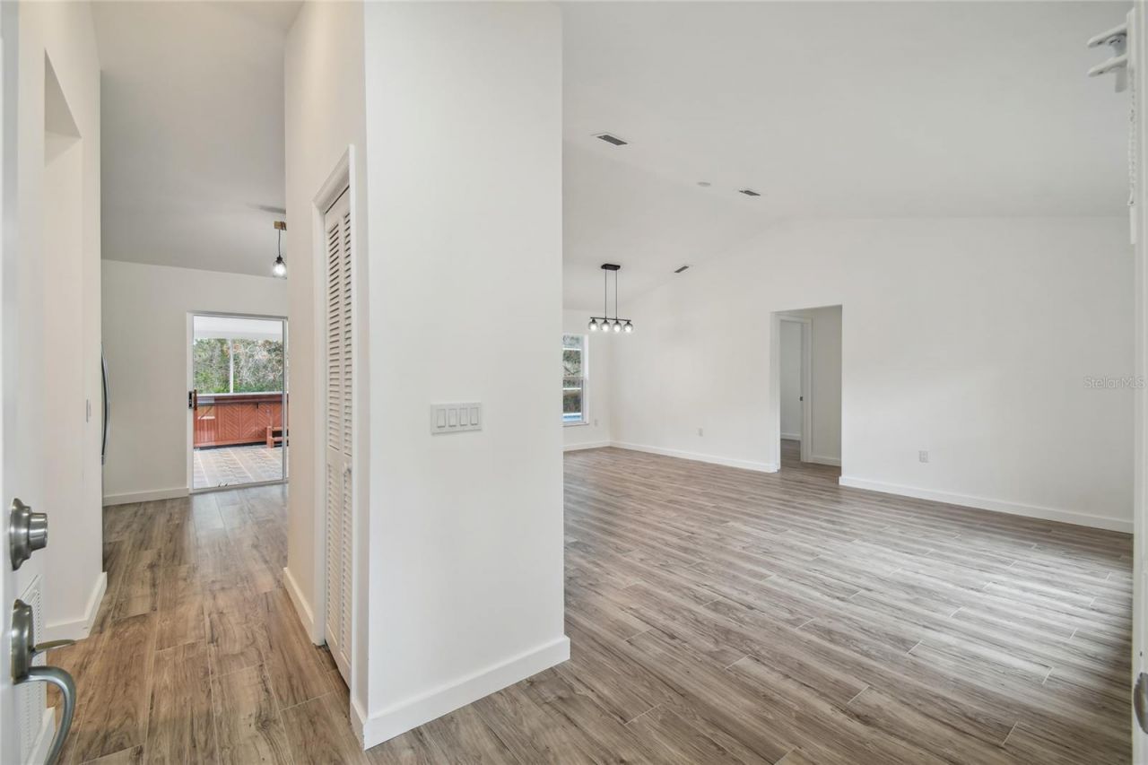 11 Carnation Court E, Homosassa, FL 34446 Photo