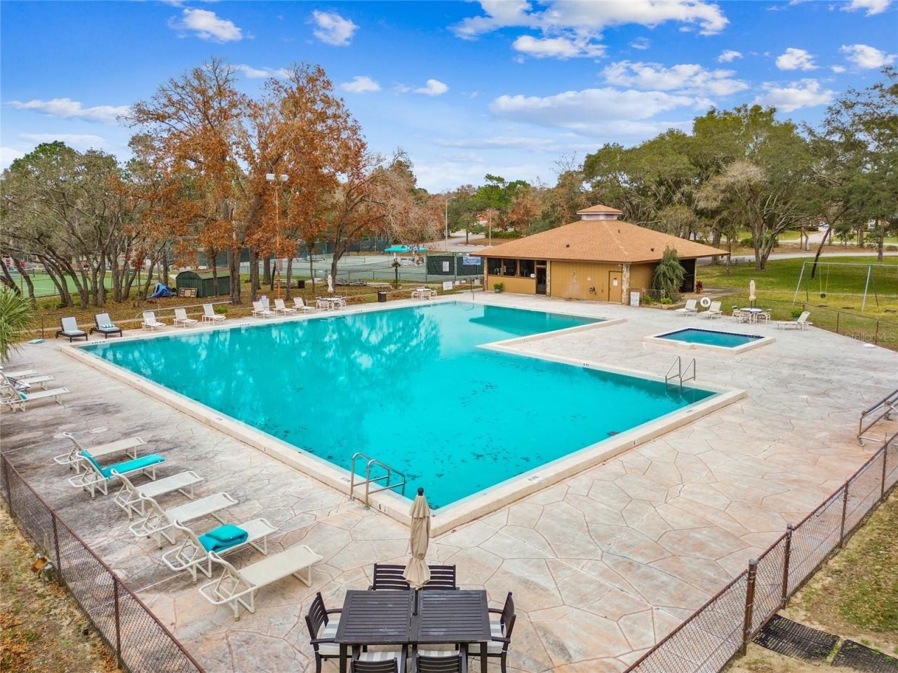 11 Carnation Court E, Homosassa, FL 34446 Photo