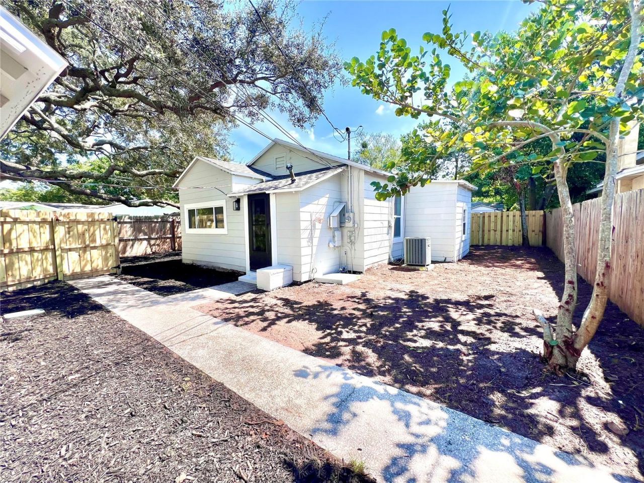2427 32nd Avenue N, Saint Petersburg, FL 33713 Photo