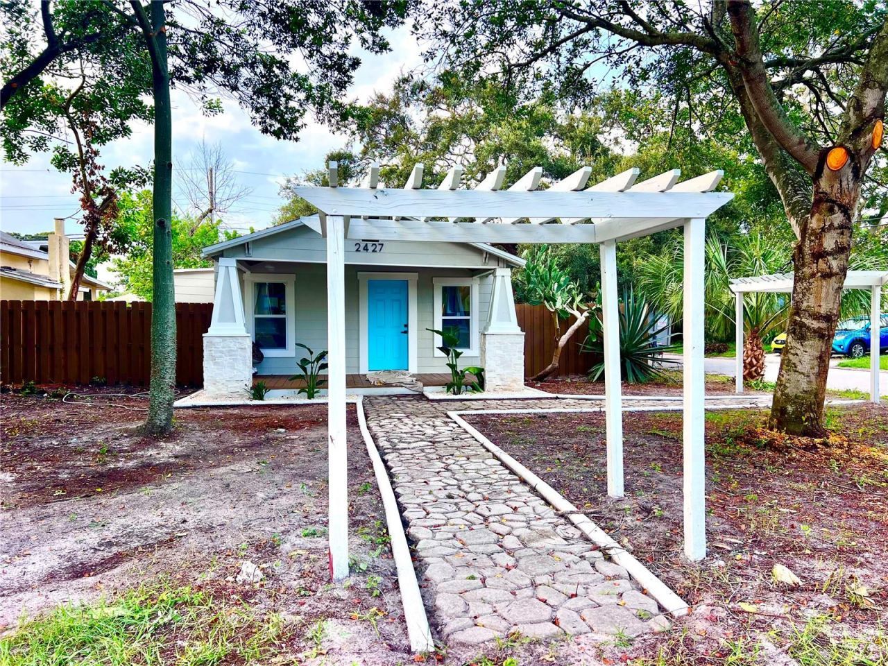 2427 32nd Avenue N, Saint Petersburg, FL 33713 Photo
