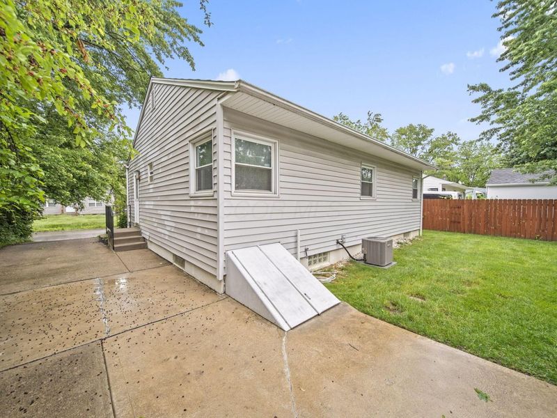 2235 Belcher Drive, Columbus, OH 43224 Photo 35
