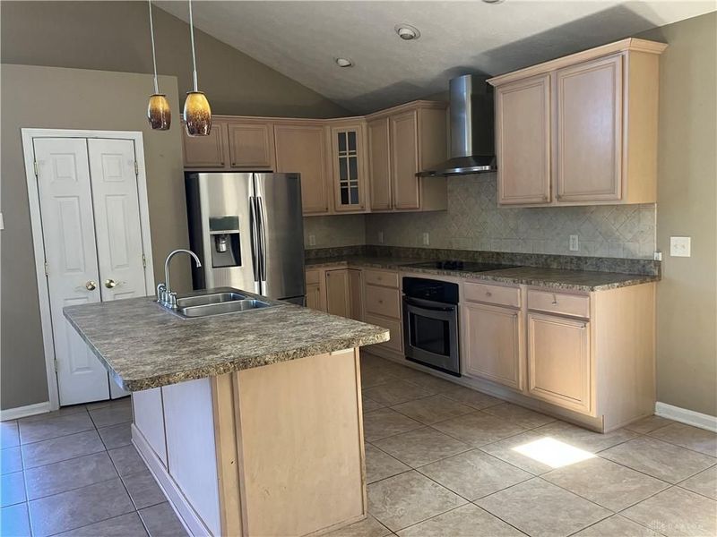 9101 Bennington Way, Clearcreek Township, OH 45458 Photo 11
