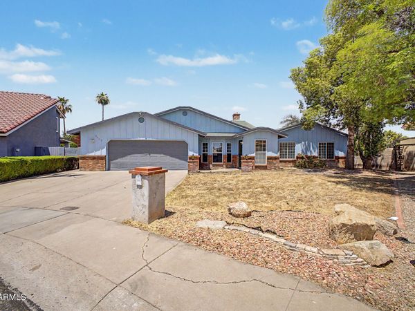 2828 W NORTHVIEW Avenue, Phoenix, AZ 85051