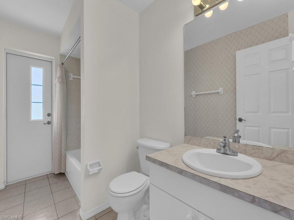 404 SE 28th Ter, Cape Coral, FL 33904 Photo