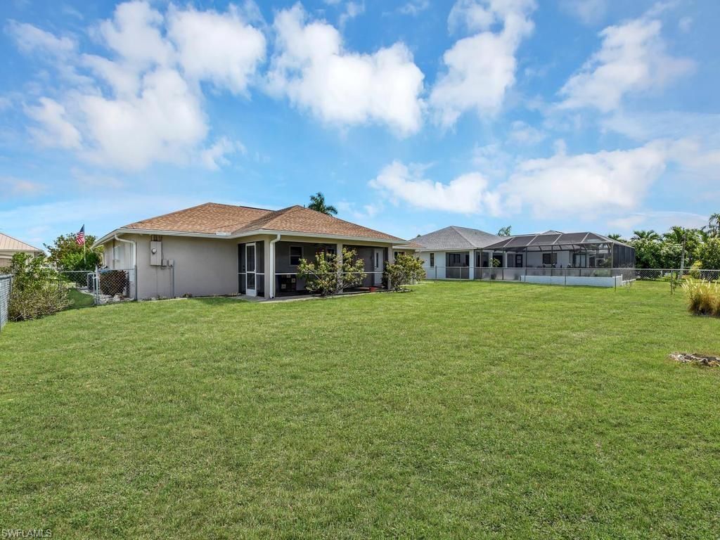 404 SE 28th Ter, Cape Coral, FL 33904 Photo