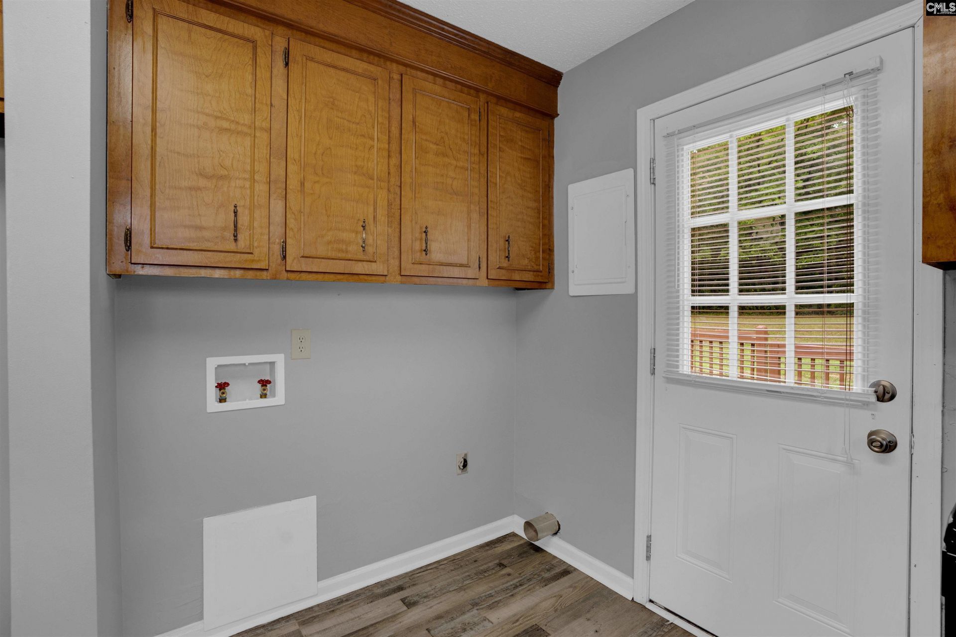 362 Wharfsdale Road  Photo 13
