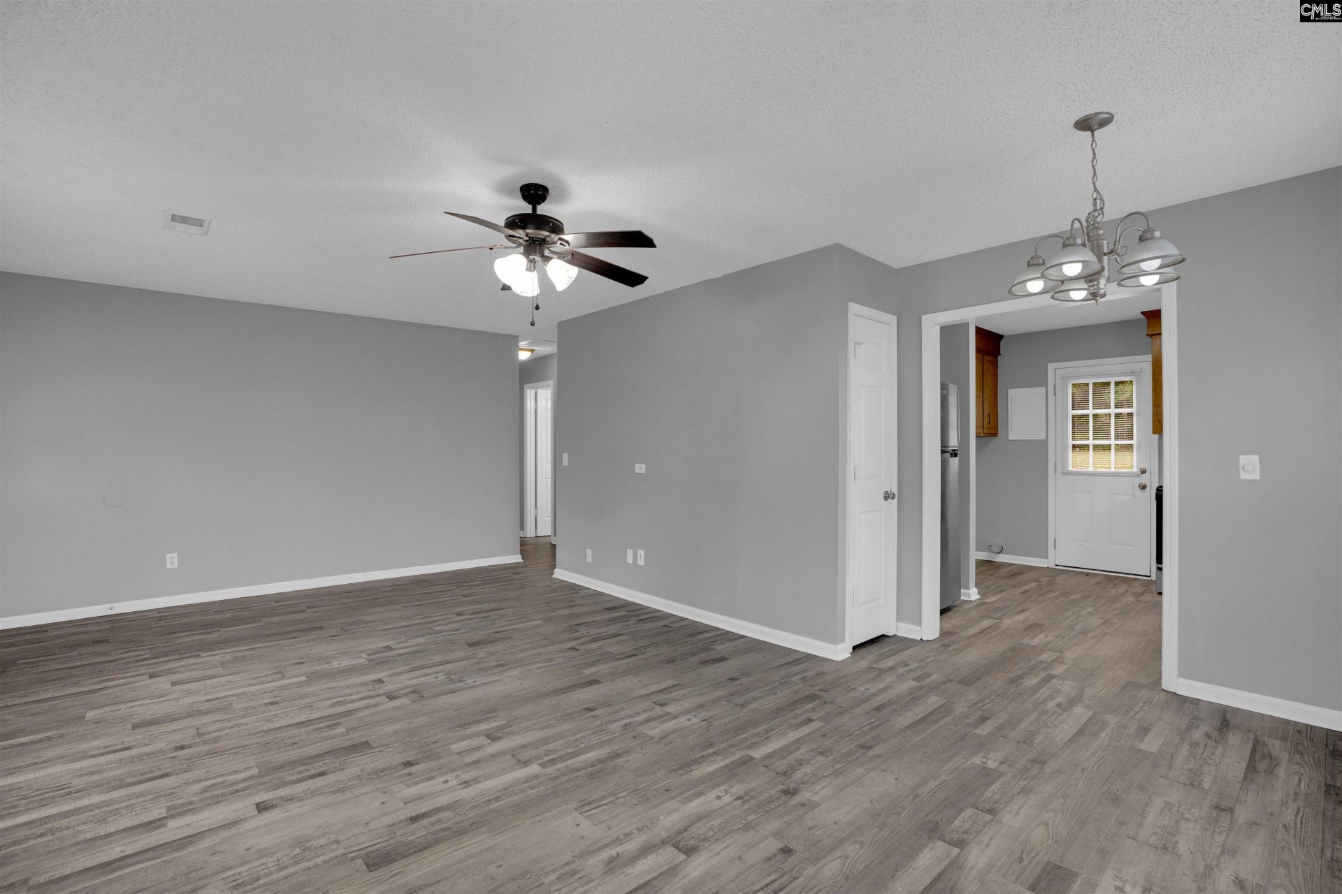 362 Wharfsdale Road  Photo 5