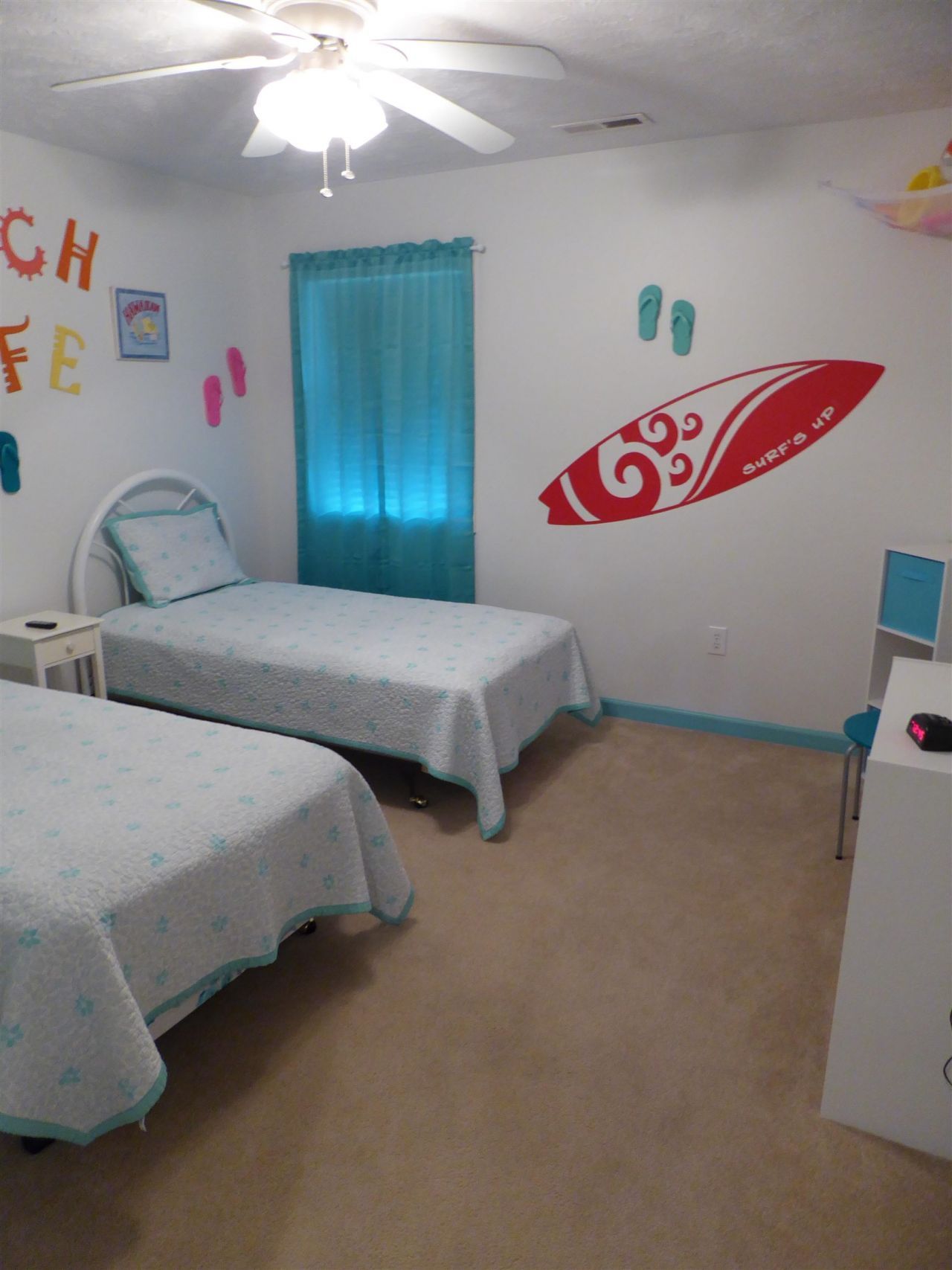 541 White River Ct.  Photo 23