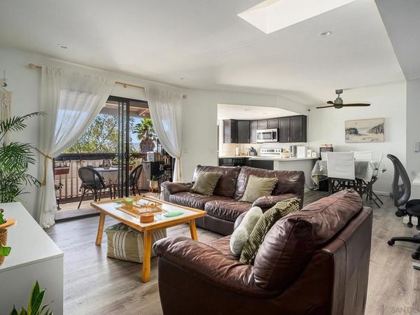 440 Citracado Pkwy, Unit 14, Escondido, CA 92025