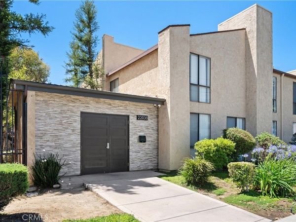 22038 Vanowen, Unit 232, Woodland Hills, CA 91303