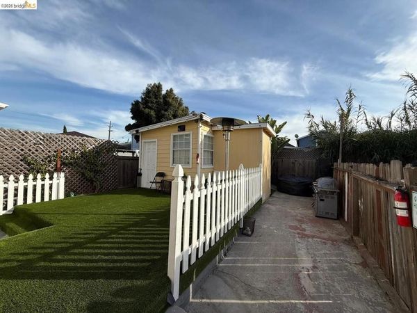 1242 88th AVE, Oakland, CA 94621