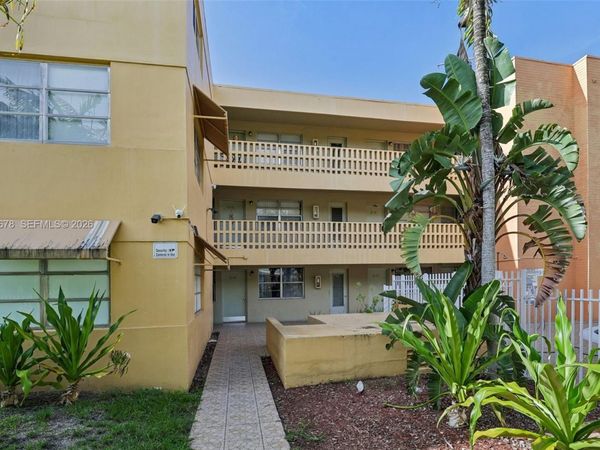 1851 NE 168th St , Unit B6, North Miami Beach, FL 33162