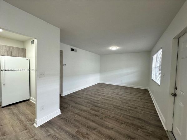 2910 Pierce St , Unit 209, Hollywood, FL 33020