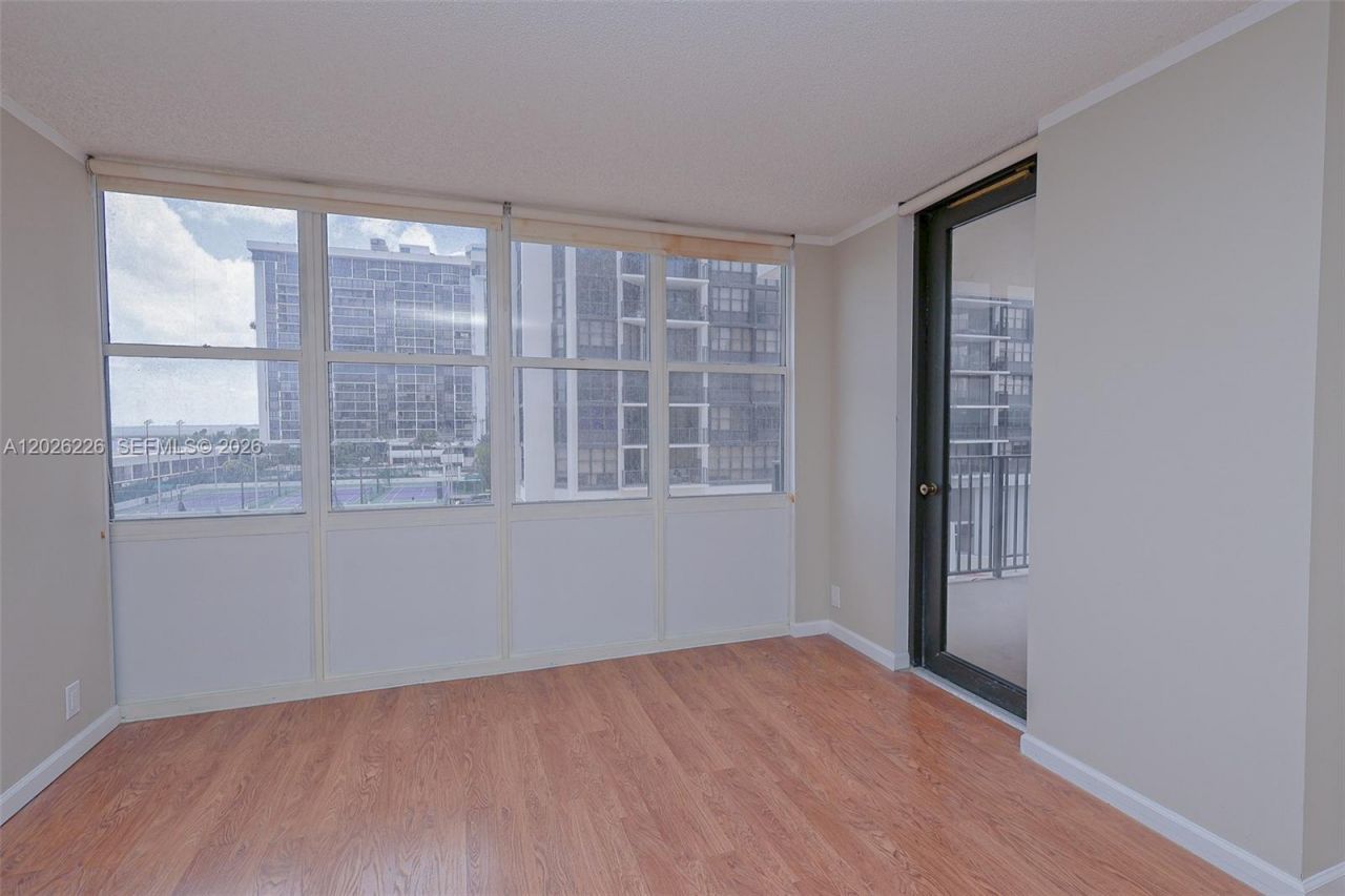 1865 Brickell Ave , Unit A514, Miami, FL 33129 Photo