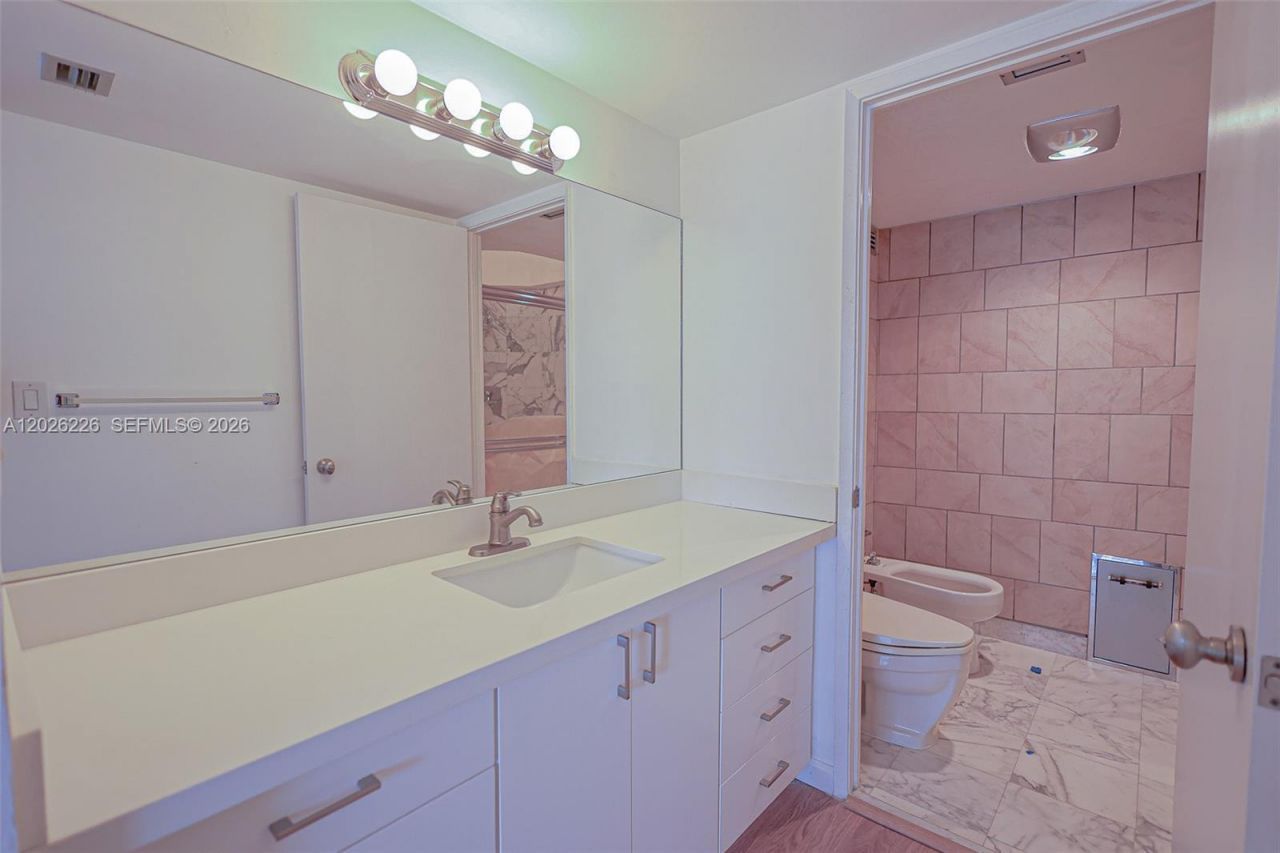 1865 Brickell Ave , Unit A514, Miami, FL 33129 Photo