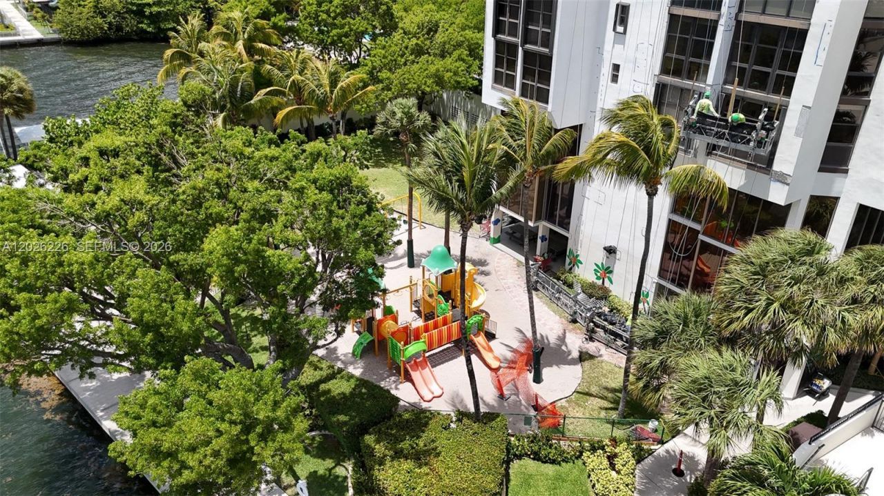 1865 Brickell Ave , Unit A514, Miami, FL 33129 Photo