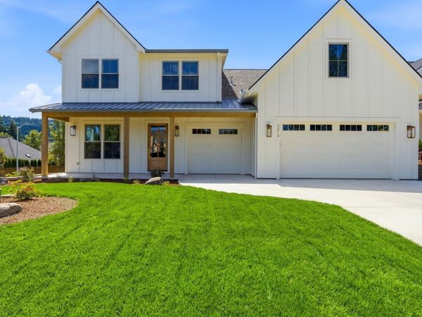 3814 Illahe Hill Dr S, Salem, OR 97302