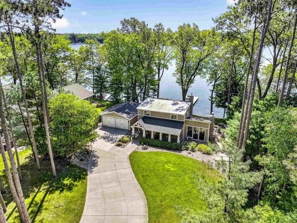 W5567 N PINE LAKE ROAD, Waupaca, WI 54981