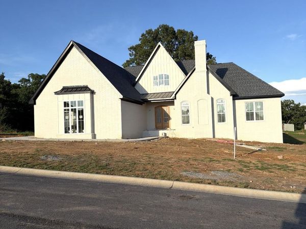 8 Bella View Dr, Greenbrier, AR 72058