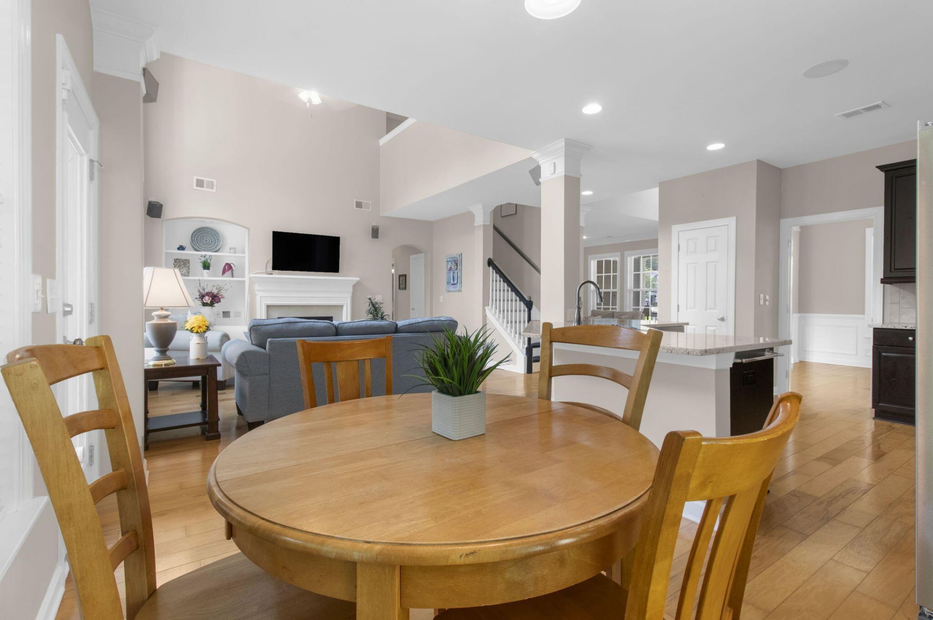 104 Plank Court Photo 19