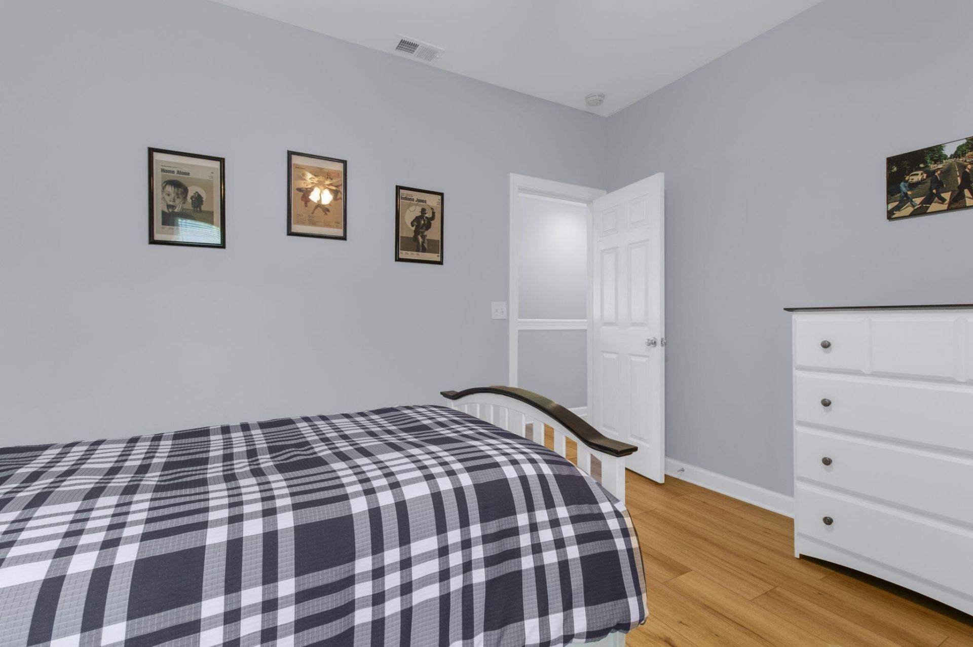 104 Plank Court Photo 33