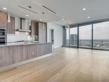 3130 N Harwood Street, Unit 1802, Dallas, TX 75201