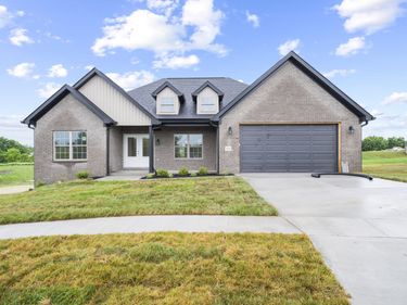 214 Carhartt Drive, Richmond, KY 40475