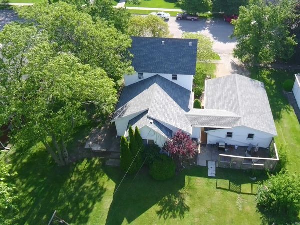206 S Chestnut Street, Earl Park, IN 47942