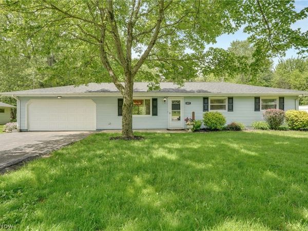 857 Eileen Drive , Macedonia, OH 44056