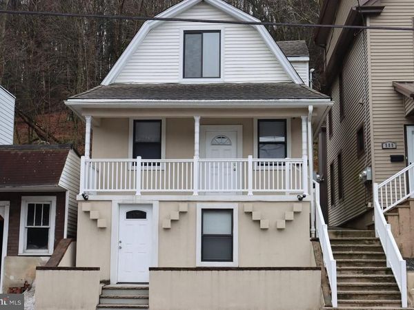587 PEACOCK STREET , Unit LOWER FLOO, POTTSVILLE, PA 17901
