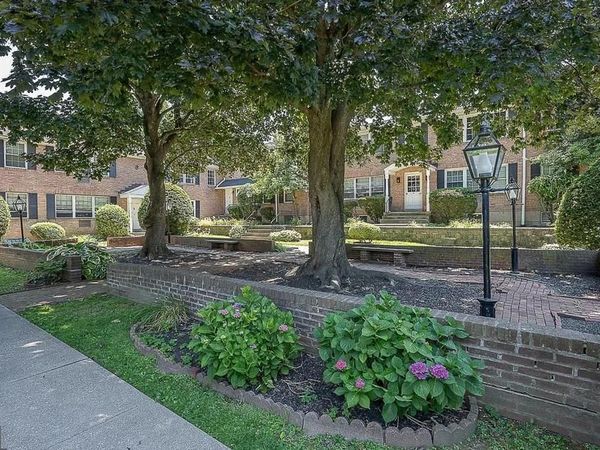 1334 MONTGOMERY AVENUE, Unit B1, NARBERTH, PA 19072
