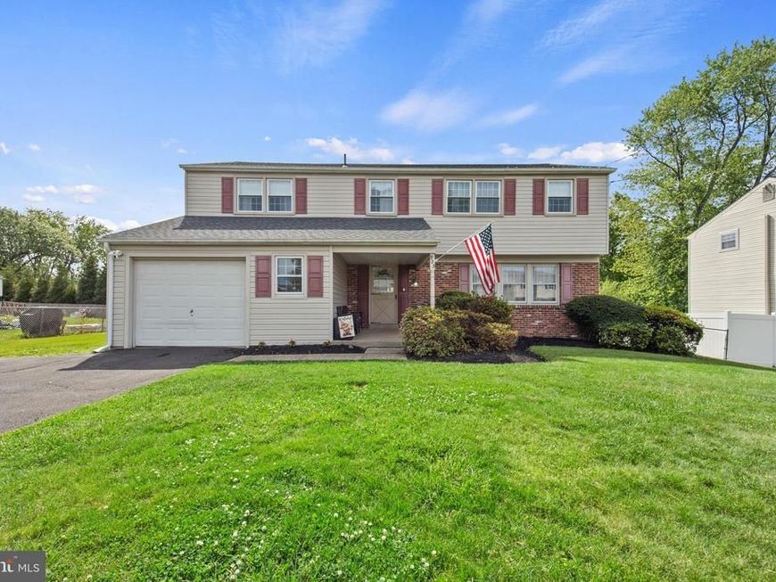 923 Otto Lane, Warminster, PA 18974 Main Photo