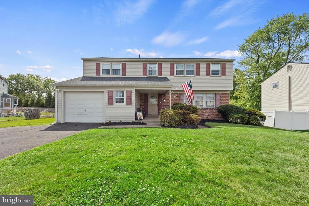 923 Otto Lane, Warminster, PA 18974 Main Photo