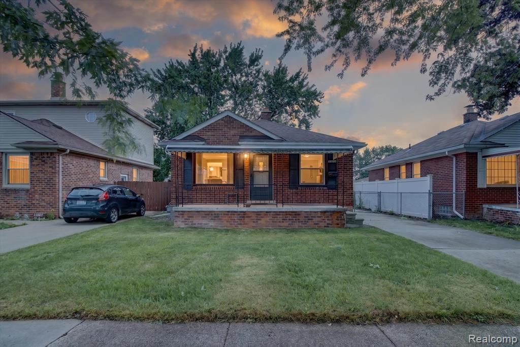 13072 Orchard Street, Southgate, MI 48195 Main Photo