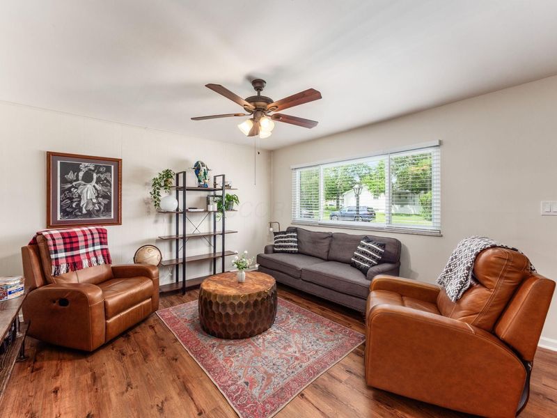 531 Deerwood Avenue E, Columbus, OH 43230 Photo 10