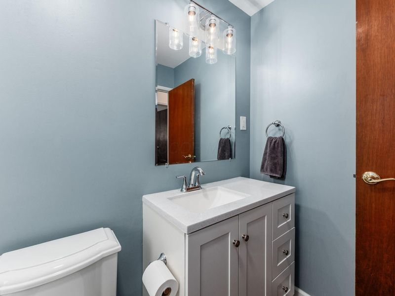 531 Deerwood Avenue E, Columbus, OH 43230 Photo 33