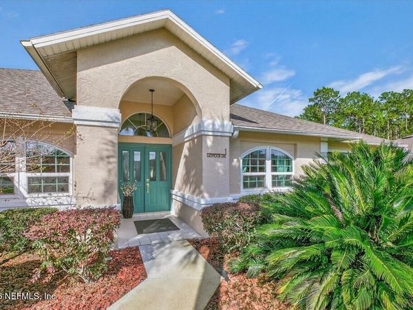 1 EASTMOOR Lane, Palm Coast, FL 32164