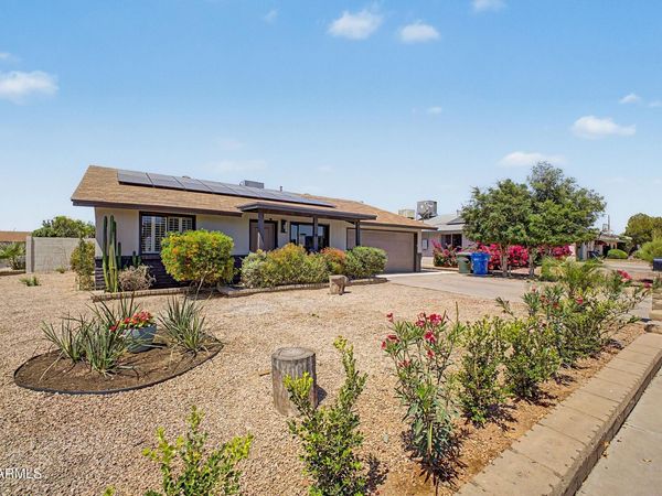 4350 W MESCAL Street, Glendale, AZ 85304