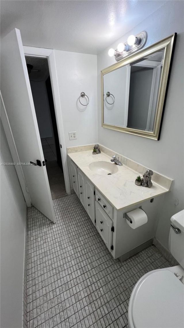 7980 N French Dr , Unit 3-103, Pembroke Pines, FL 33024 Photo