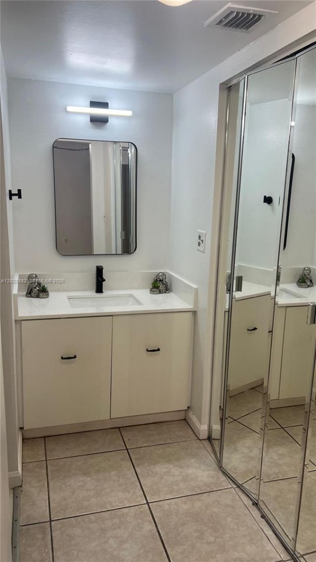 7980 N French Dr , Unit 3-103, Pembroke Pines, FL 33024 Photo