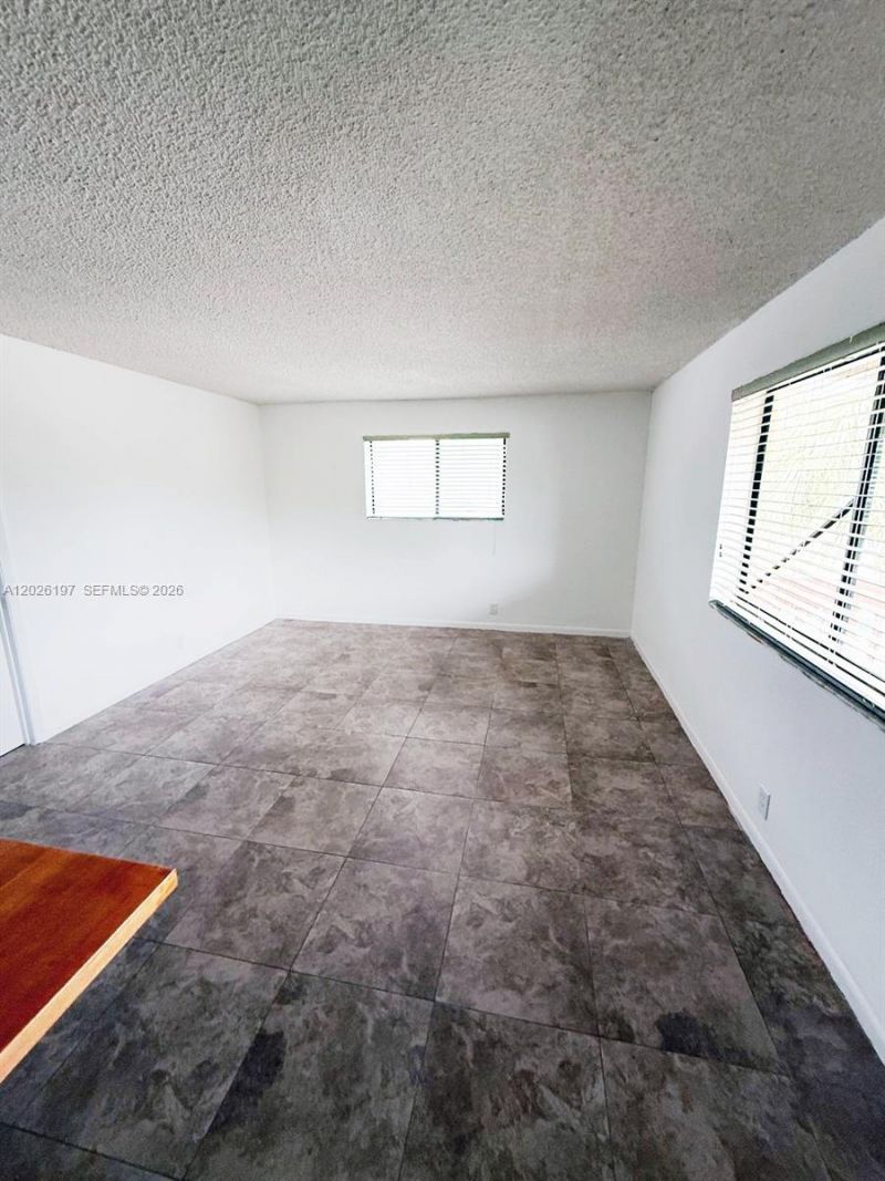 2070 NW 43rd Ter , Unit 6, Lauderhill, FL 33313 Photo