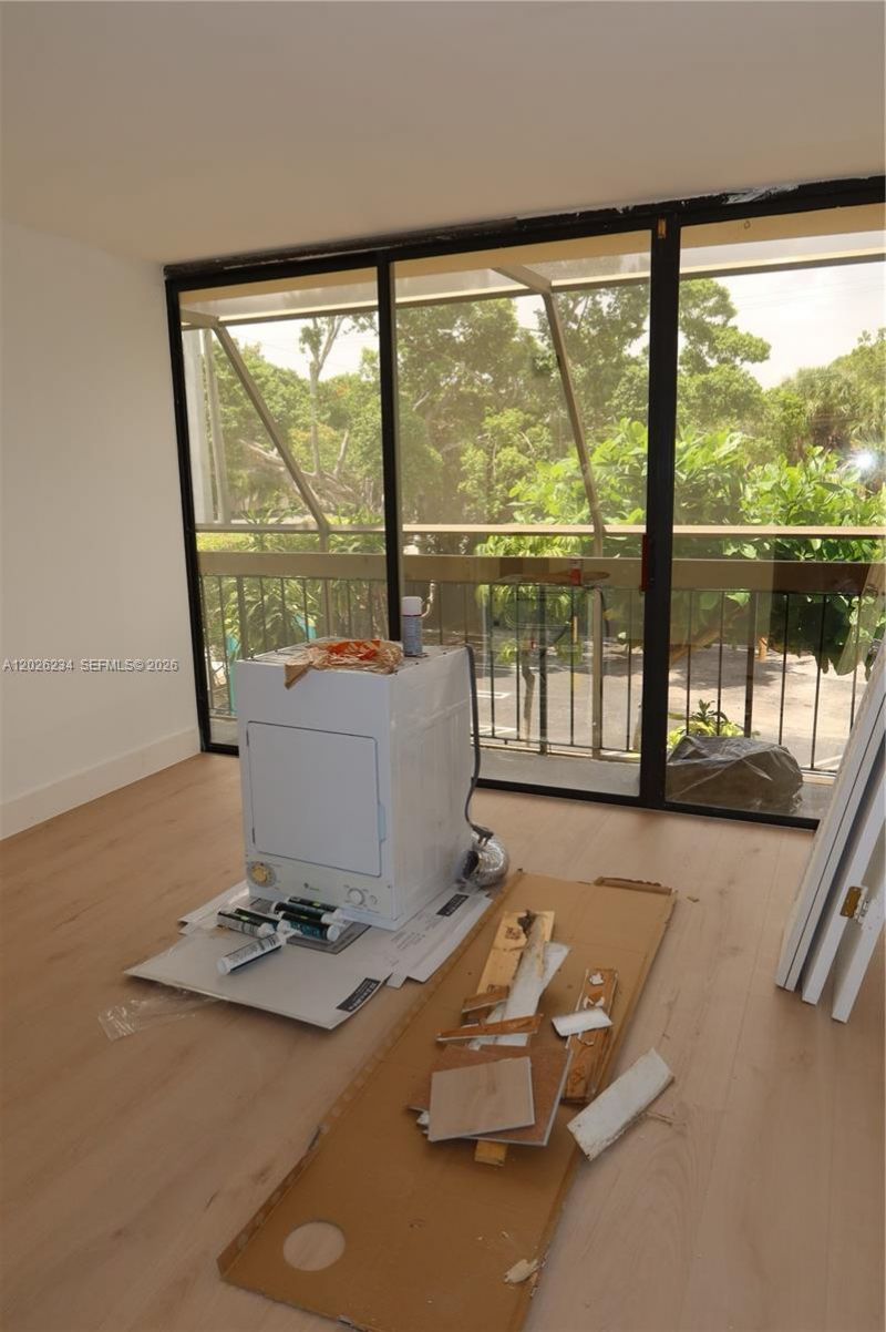 3190 Bird Ave, Unit 15, Coconut Grove, FL 33133 Photo